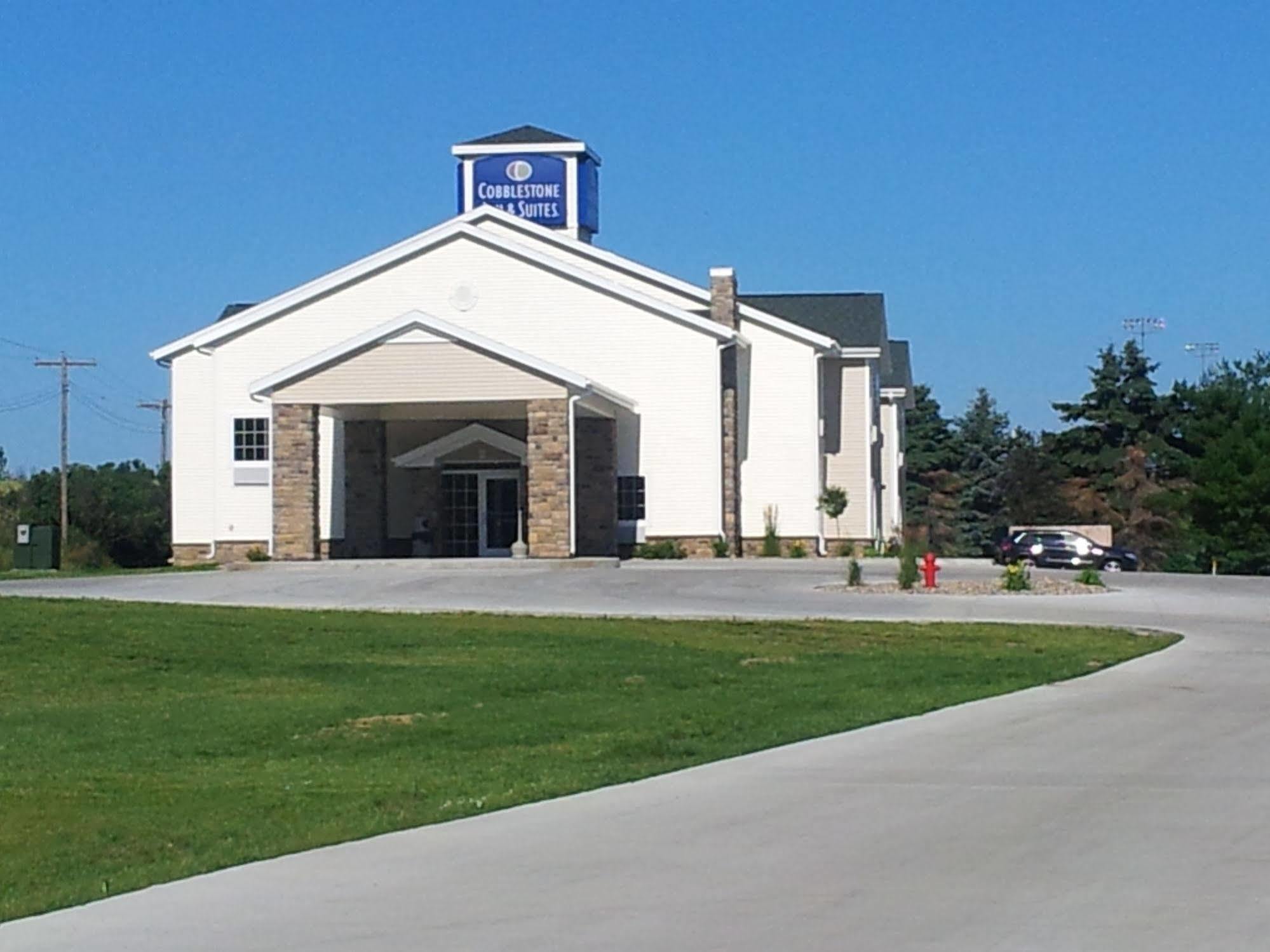 Cobblestone Inn & Suites - Hartington Exterior foto
